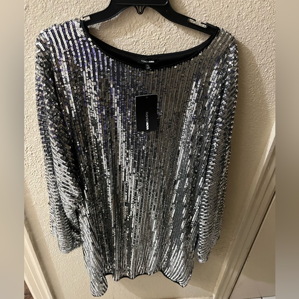 Fashion Nova 2x dress